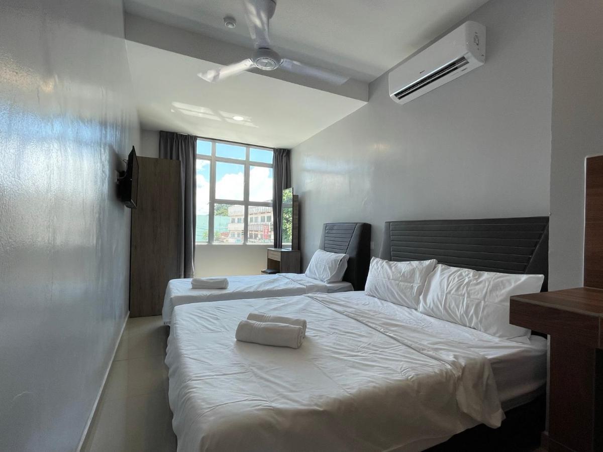 Reno Hotel อิโปห์ ภายนอก รูปภาพ