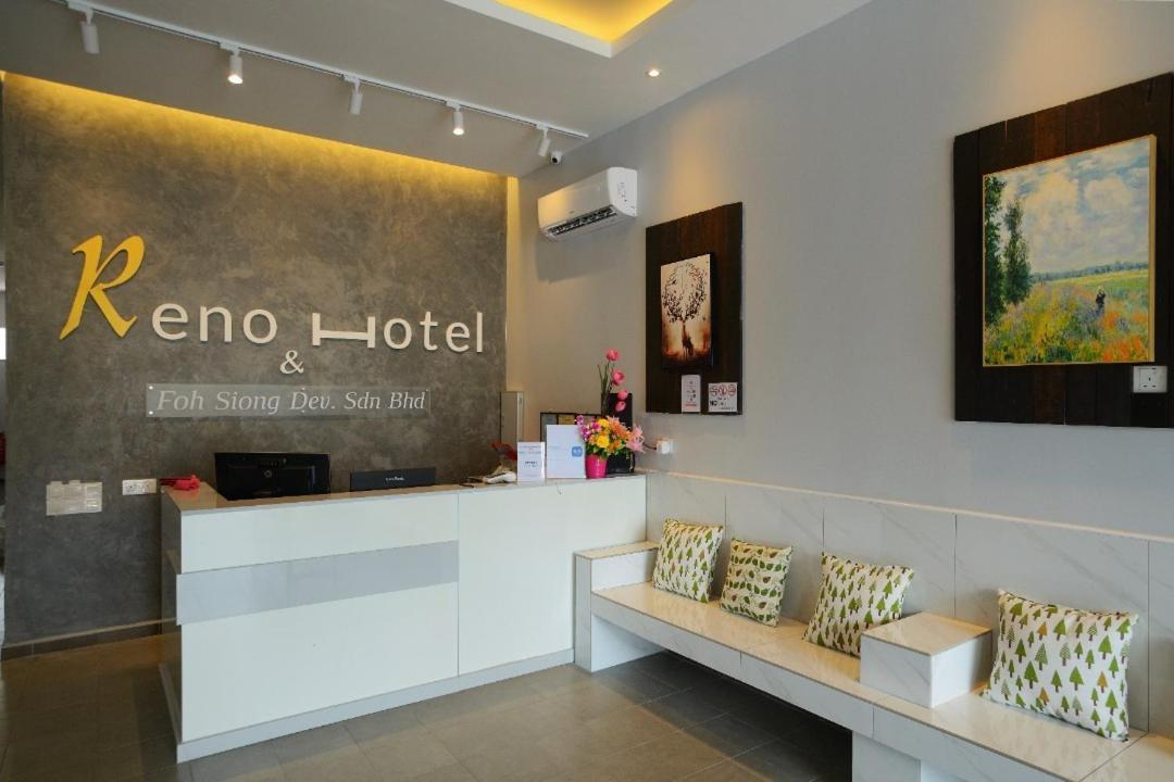 Reno Hotel อิโปห์ ภายนอก รูปภาพ